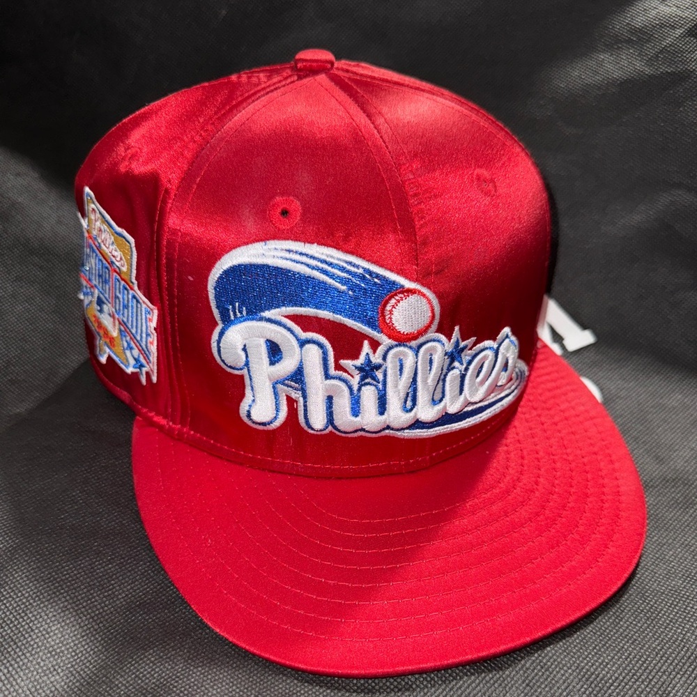 Philadelphia Phillies Fitted Hat